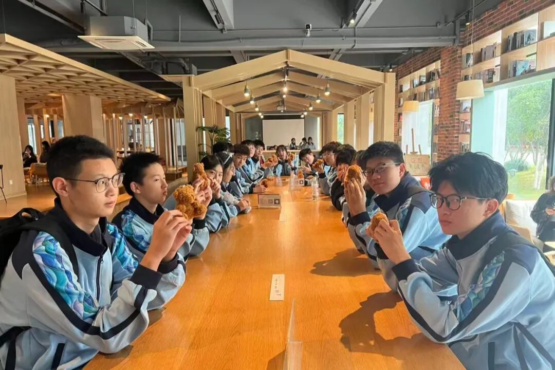 f6c949e3f156a74aad356469617c82dc f6c949e3f156a74aad356469617c82dc.jpg