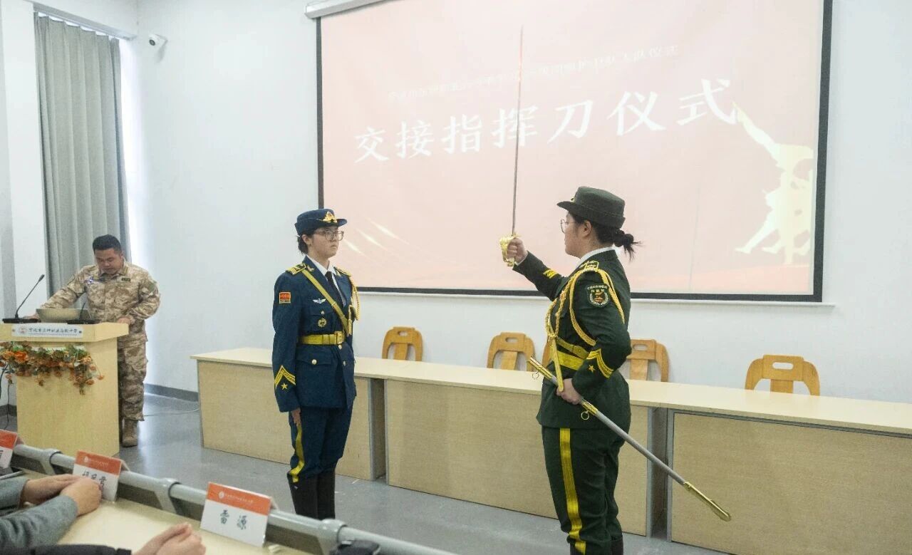 6cd572dff1b9dfea38f9c28b2bbbf8c9 6cd572dff1b9dfea38f9c28b2bbbf8c9.jpg