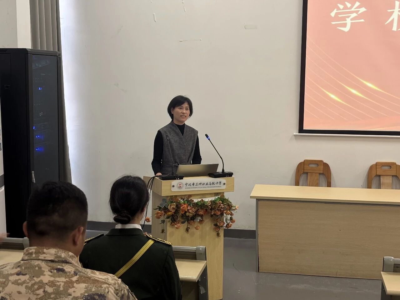 7eb7a61a3c8541ec626689880c39ecba 7eb7a61a3c8541ec626689880c39ecba.jpg